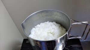 炊きあがった米
